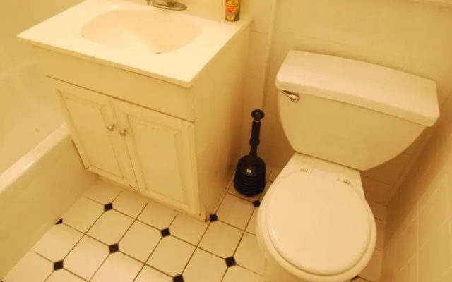 Beautiful 1 Bedroom Monthly Apartment