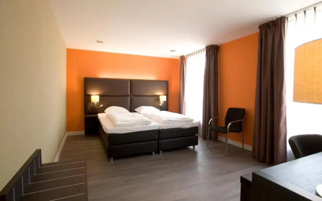 Hotel Roermond Next Door