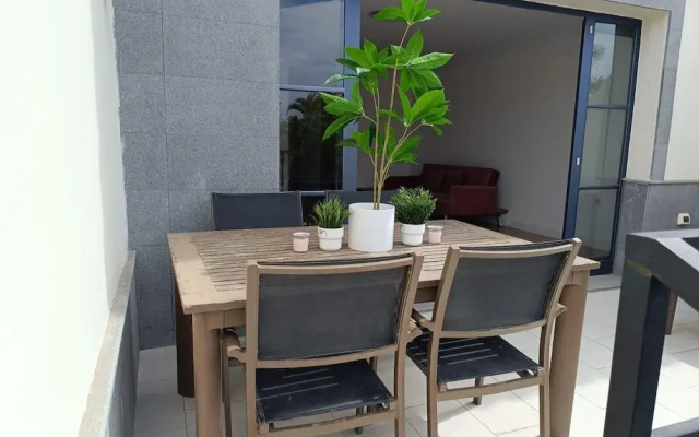 Villa-costaadeje-3br-balcony-wifi-parking