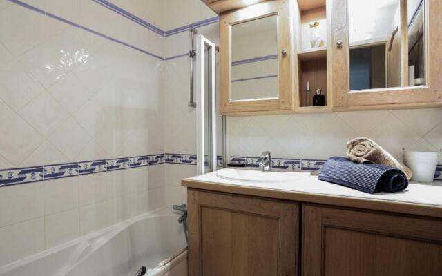 Appartement 3 pièces 4 pers proche commerces 75057