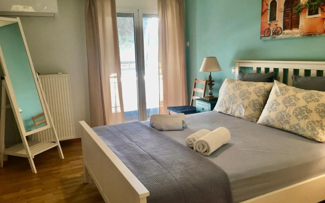 Luxury apartment near metro-Athens view