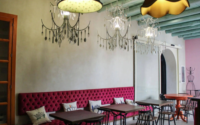 Hotel Restaurante Galeria Essentia