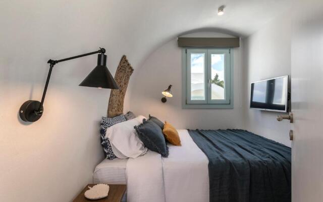 Santo Bloom Luxury Villas