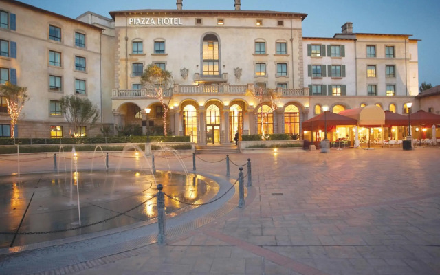 Piazza Hotel Montecasino