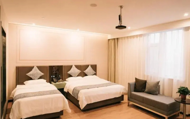 Gem Zibo City Jingkai District Zibo Vocational Col