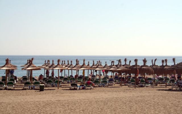 Valdecantos Beachfront Apartments