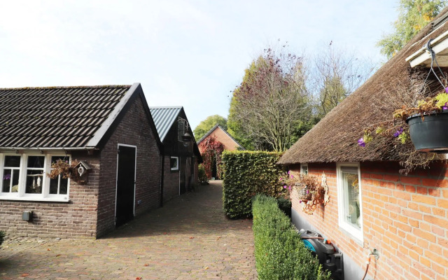 Atelier House With hot tub