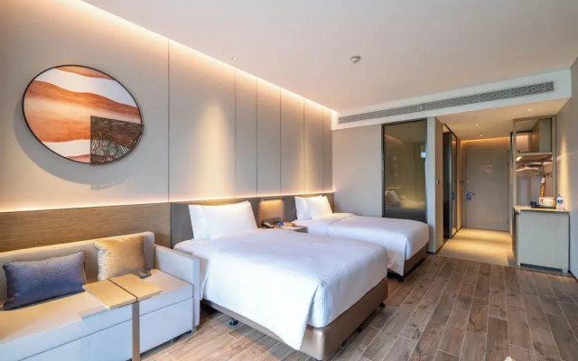 Blossom Attic DuJiangYan