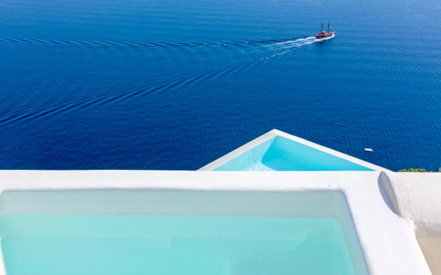 Canaves Oia Suites - Small Luxury Hotels of the World