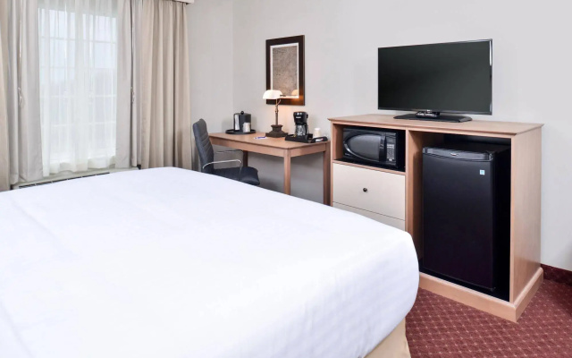 Appomattox Inn and Suites