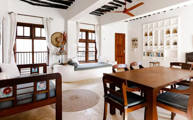 Jua House
