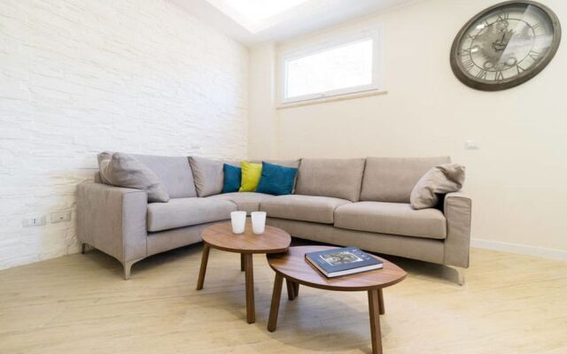 Luxury, Large Flat With Terrace on Vatican Walls
