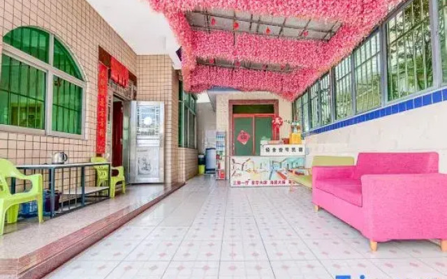 Qingshe No.1 Homestay (Judiaosha Yangmeikeng)