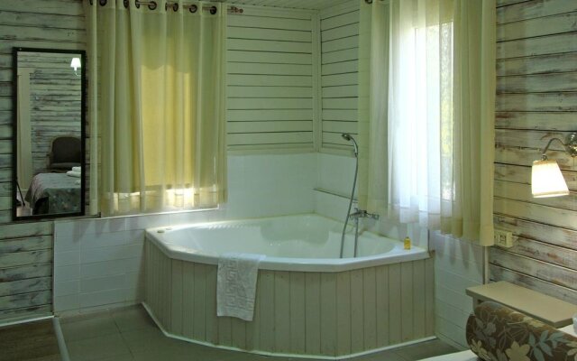 Nir David Country Lodge