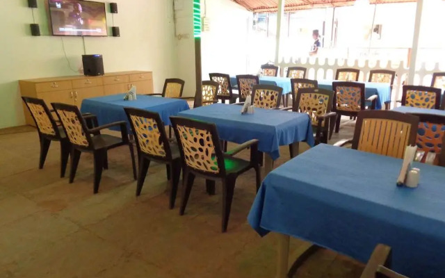 OYO 85106 Hotel Elvin,s Place