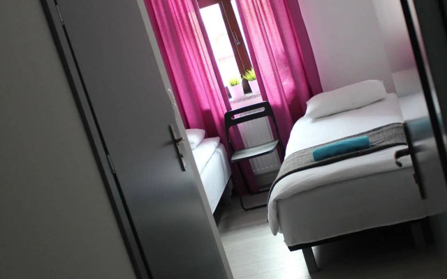 Soda Hostel & Apartments