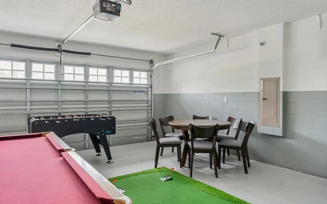 6BR Game Room Plus Large Pool