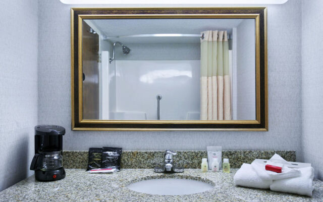 Ramada Lansing Hotel and Conference Center