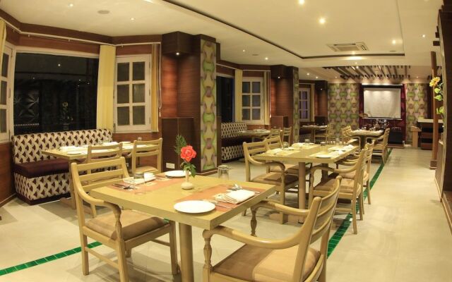 Hotel Piccadily Manali