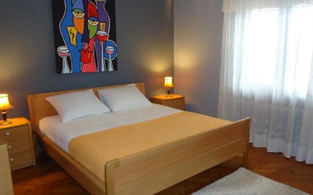 Apartments Arina