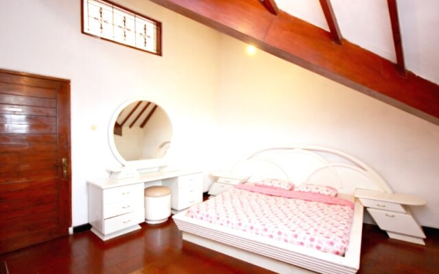De Kapten Cottage Setiabudi