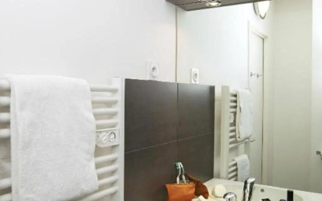 Séjours & Affaires Courbevoie Grande Arche