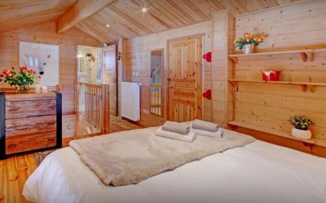 Chalet des Momes - OVO Network