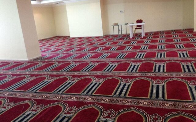 Luluat Muaz Hotel