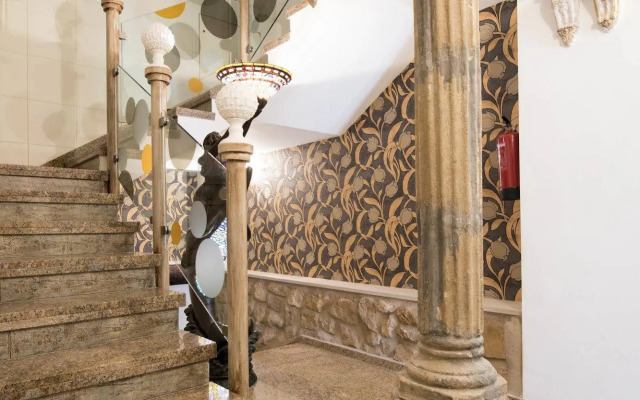 Apartamentos Fuente Redonda