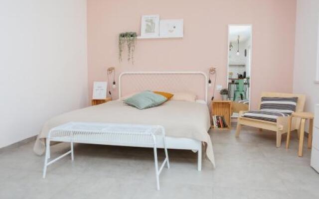 Apartment On the Sunny Side