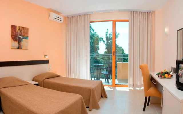 Sunrise Hotel