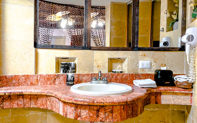 Cocos Cabañas Playa del Carmen Adults only