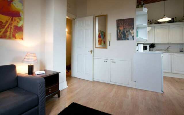 Fabulous 1 Bedroom Apartment in Old Town