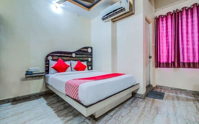 OYO 18873 Hotel Comfort