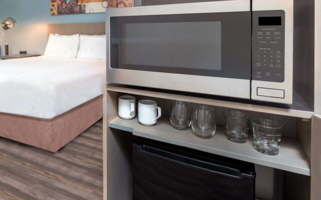 Hyatt House Orlando Airport