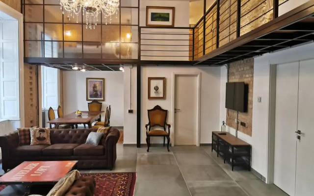 The Address Loft 22ppl