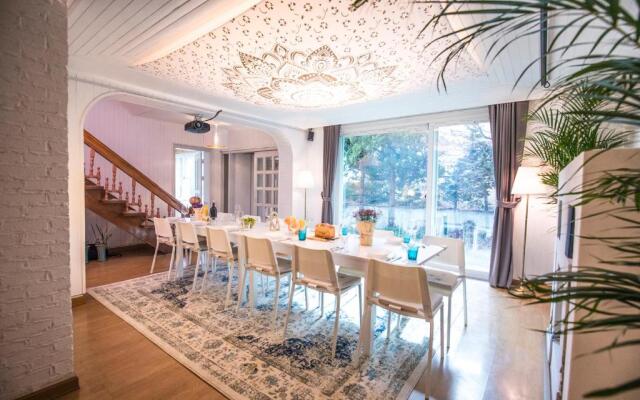 SG-Entire Serviced Residence & Home Concierge