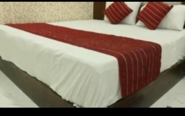 Hotel Priya Palace