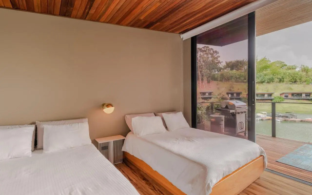 Joinn Houtel Guatape