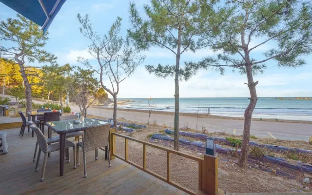 Pohang Playbeach Poolvilla