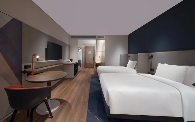 Holiday Inn Express Shenzhen Guangming Cloud Park by IHG