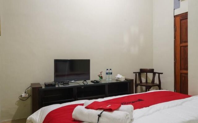 Reddoorz Near Stasiun Poris Tangerang