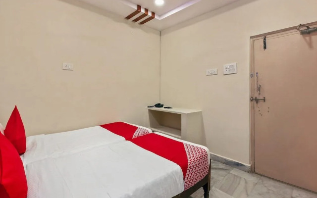 Sri Balaji Lodge By OYO Rooms