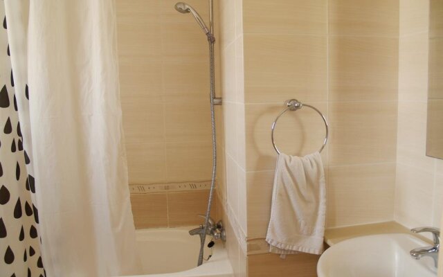 Kyklades Resort & Spa
