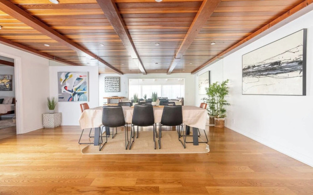 Paradise Vacation Estate Near Universal Studios