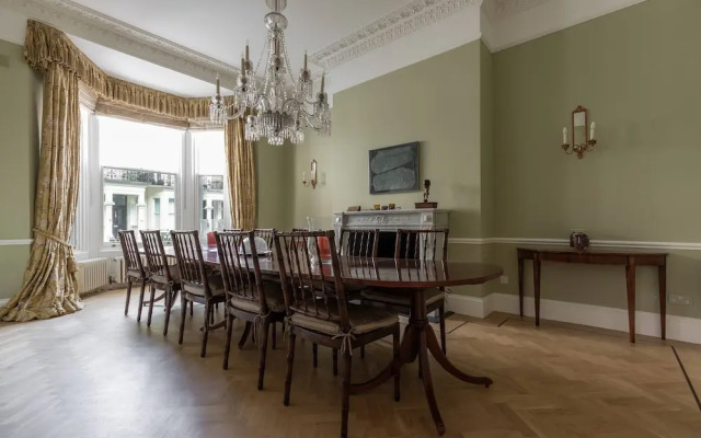 Earl's Court Square XI by Onefinestay