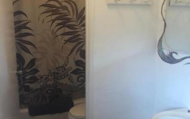 Backpackers Vacation Inn and Plantation Village