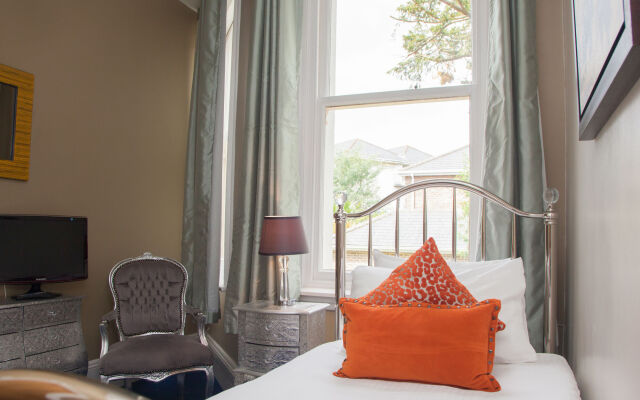 Washington house hotel