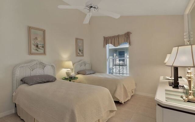 Sunbury Court Home