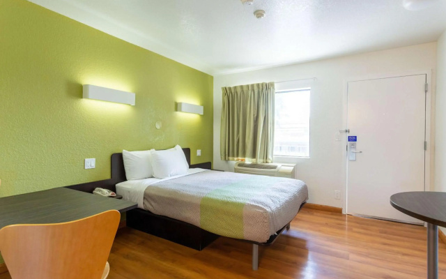 Motel 6 Camp Springs, DC - South Camp Springs